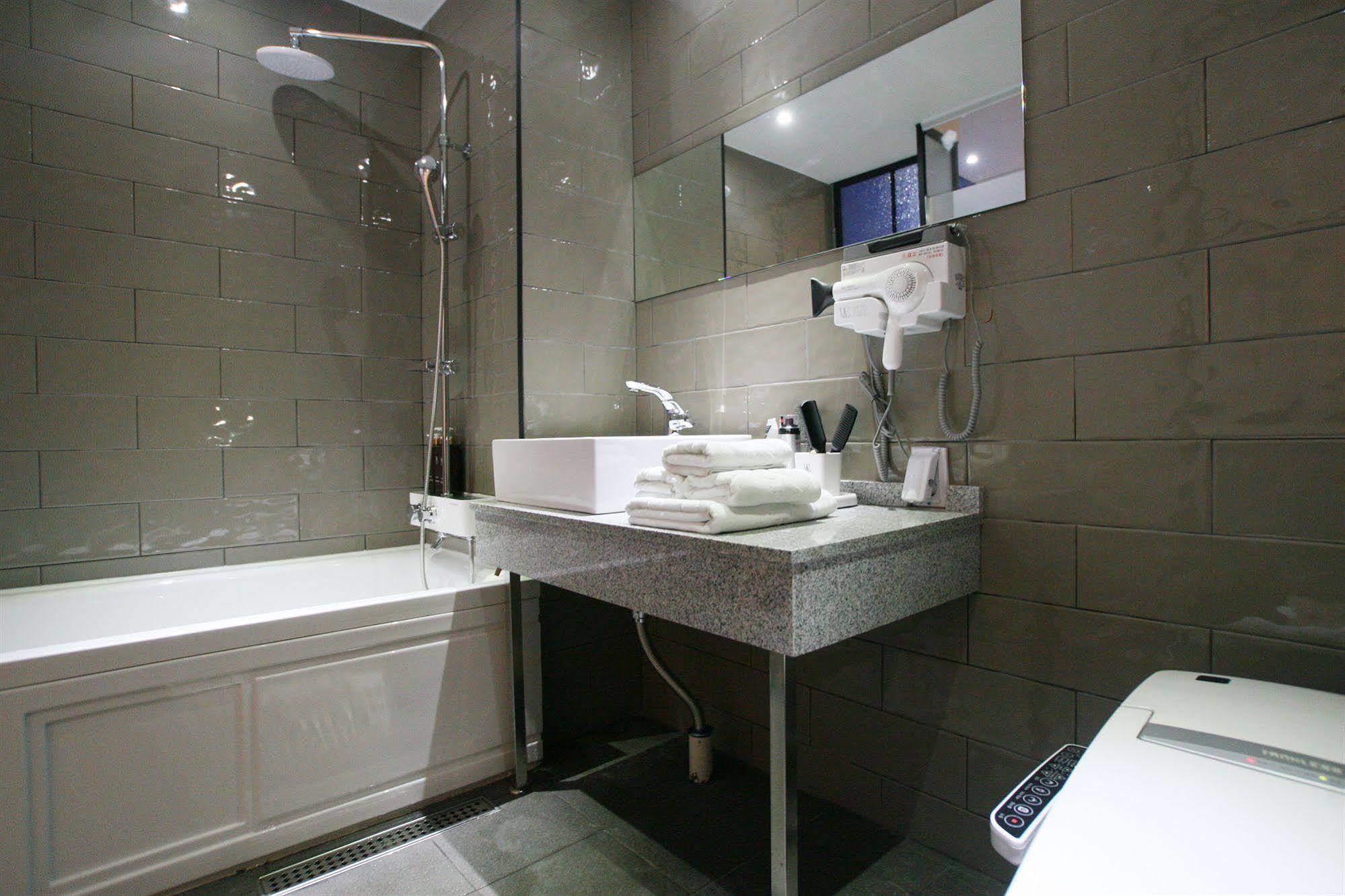 Vvalt Hotel Seoul Eksteriør bilde